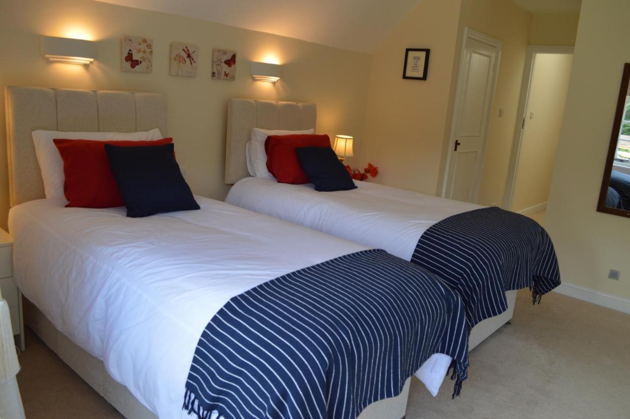 Pwll-Y-Faedda Bed & Breakfast Билт Уелс Екстериор снимка