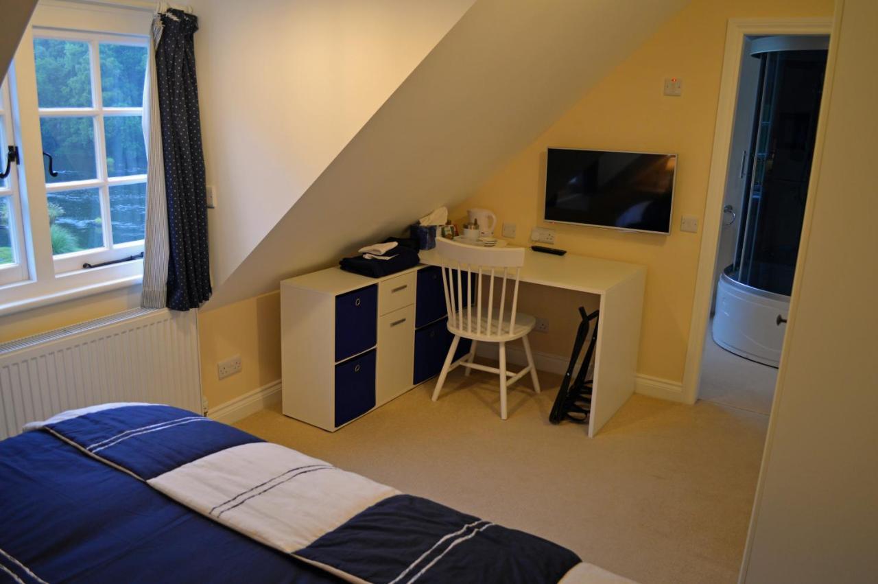 Pwll-Y-Faedda Bed & Breakfast Билт Уелс Екстериор снимка